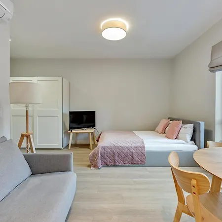 Scala By Moderna Profit- Lakowa 60c Gdansk