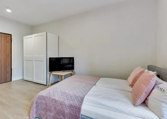 شقة Scala By Moderna Profit- Lakowa 60c *