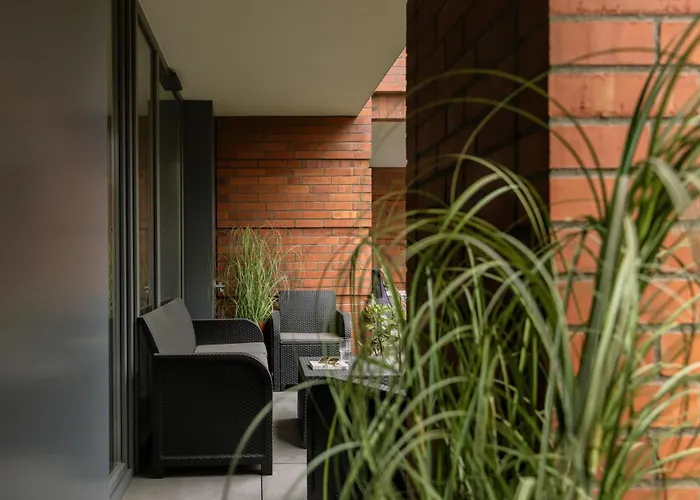 Scala By Moderna Profit- Lakowa 60c شقة